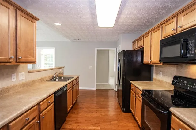 $369,900 | 1012 Stone Creek Lane, Monroe, GA 30655