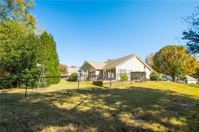 $369,900 | 1012 Stone Creek Lane, Monroe, GA 30655