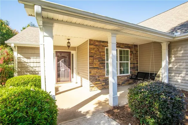 $369,900 | 1012 Stone Creek Lane, Monroe, GA 30655