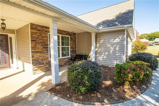 $369,900 | 1012 Stone Creek Lane, Monroe, GA 30655
