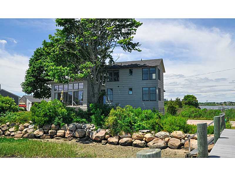 27 Barnacle Road Narragansett, RI 02882 - Photo 1 of 19 Exterior Back.