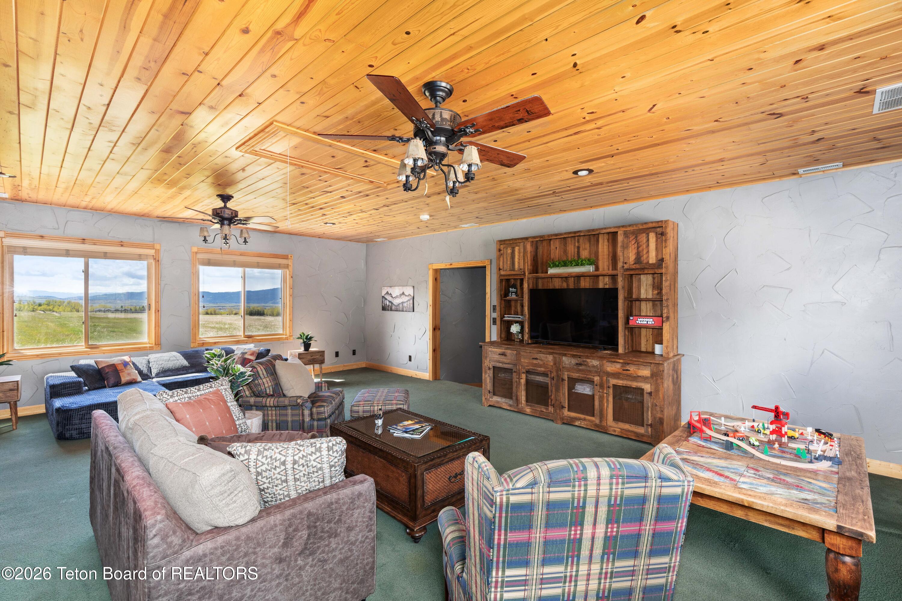 138 W Forest Star Valley Ranch, WY 83127 - Photo 45 of 83 138 W Forest IMG_6345