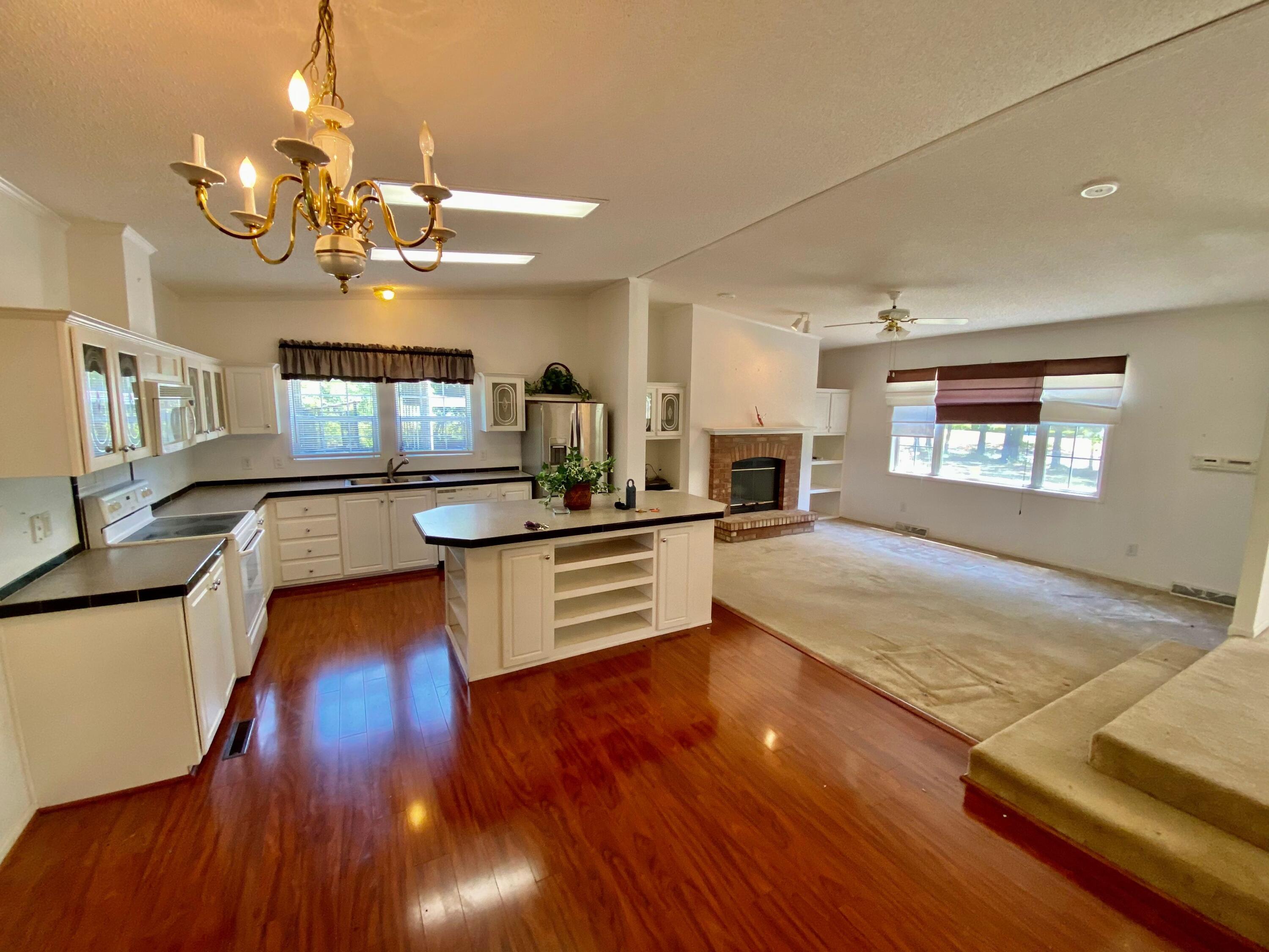 1082 Sandhill Road Rockingham, NC 28379 - Photo 11 of 44 s18