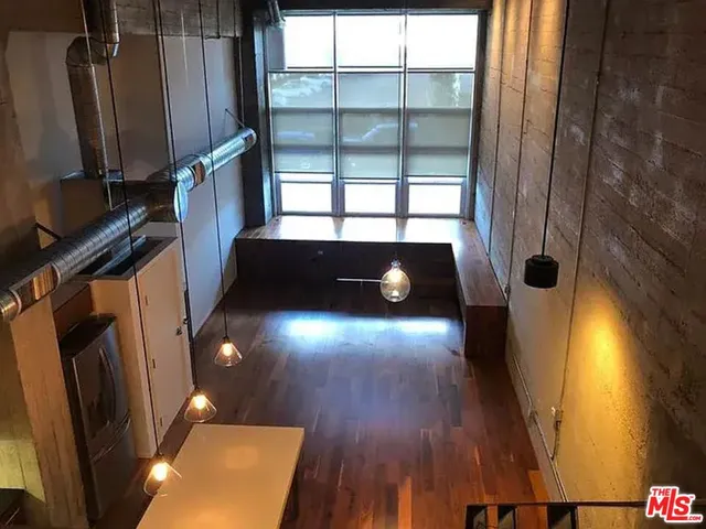 $4,500 | 530 South Hewitt Street, Unit 147, Los Angeles, CA 90013