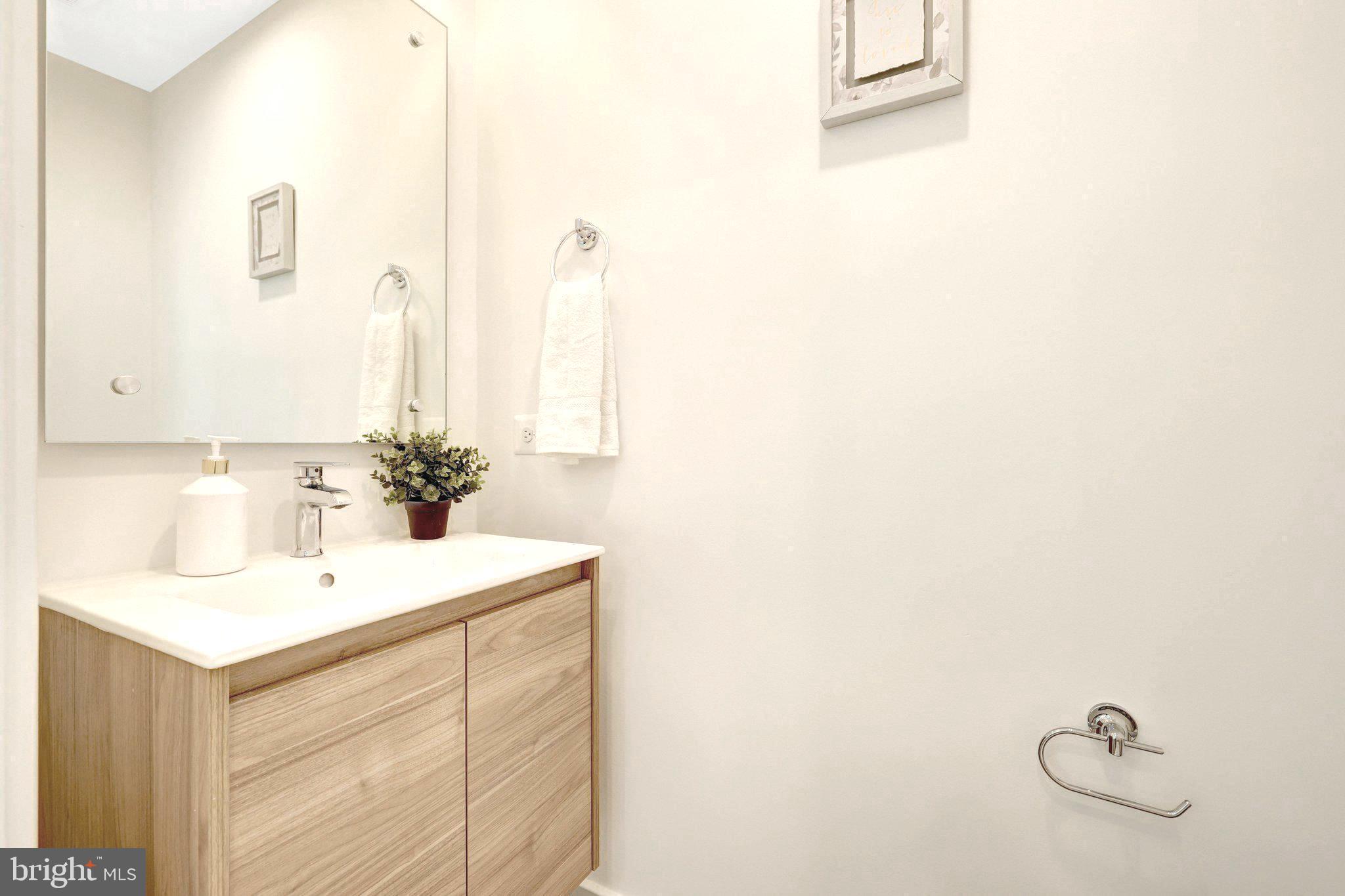 2077 Tysons Ridgeline Road Falls Church, VA 22043 - Photo 17 of 38