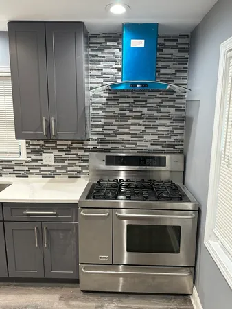 $2,950 | 8201 South Homan Avenue, Chicago, IL 60652