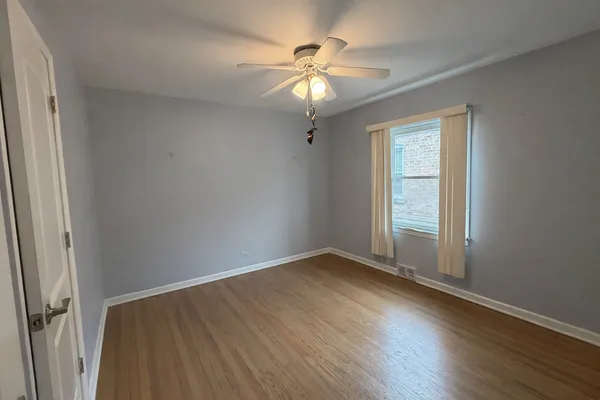 $2,950 | 8201 South Homan Avenue, Chicago, IL 60652