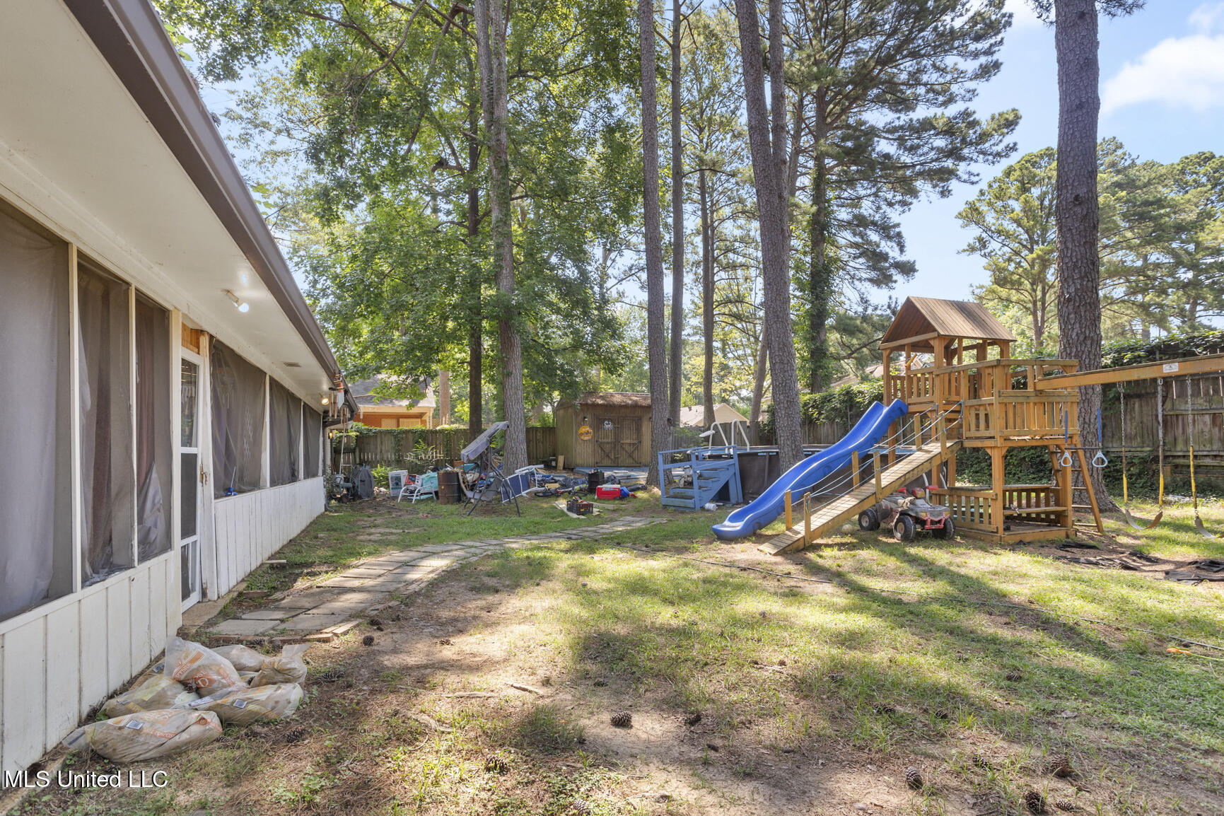 1503 Northlake Circle Jackson, MS 39211 - Photo 24 of 29 1503 NorthLake-26