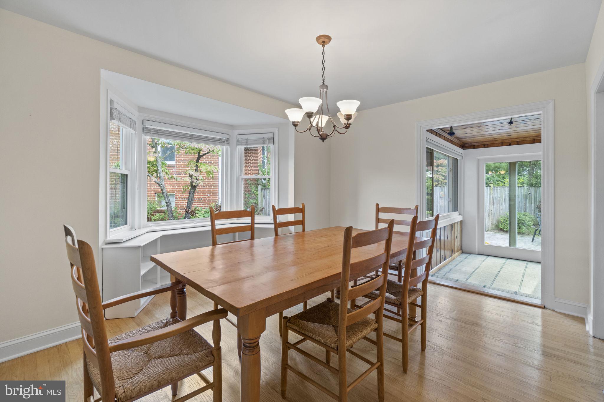 1008 Lanark Way Silver Spring, MD 20901 - Photo 6 of 26 Separate dining room with another large bay window