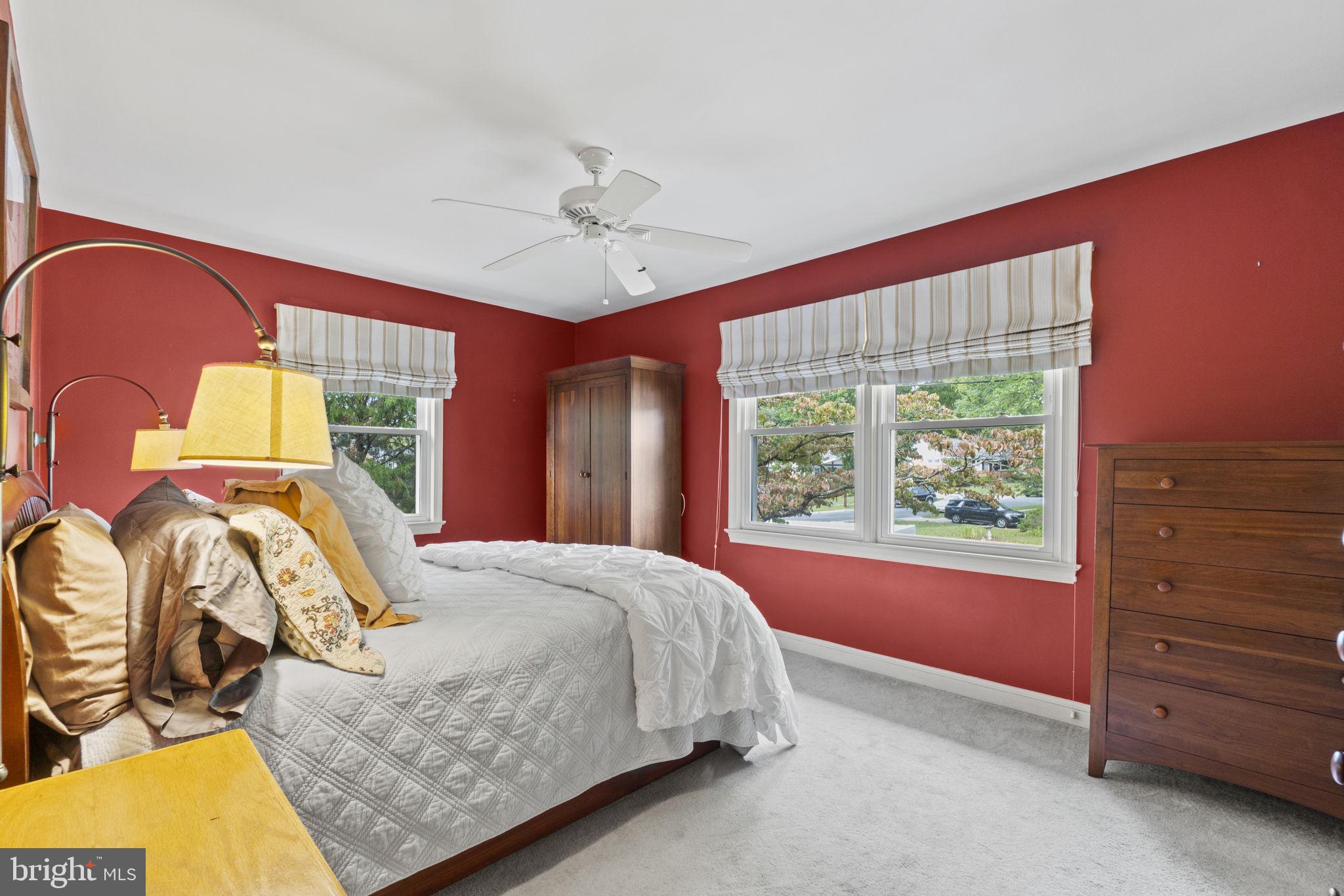 1008 Lanark Way Silver Spring, MD 20901 - Photo 10 of 26 Main level bedroom 1.