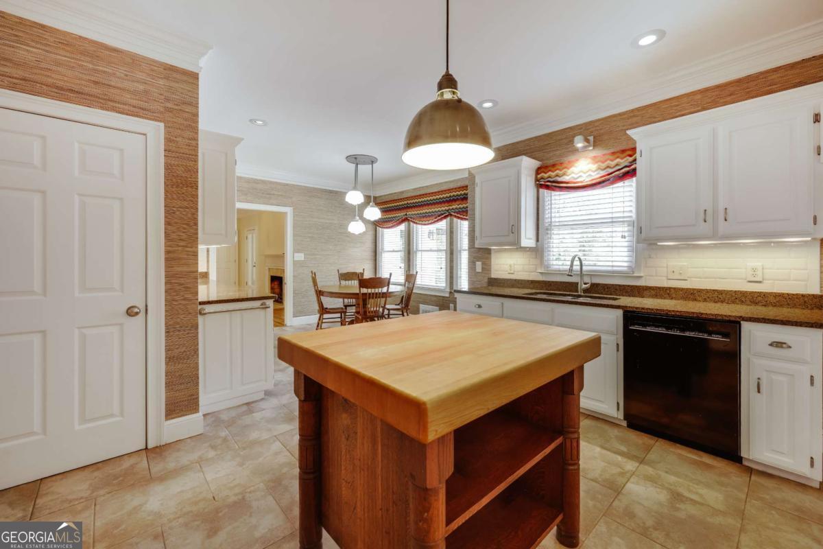 150 Walton Creek Road Athens, GA 30607 - Photo 14 of 72