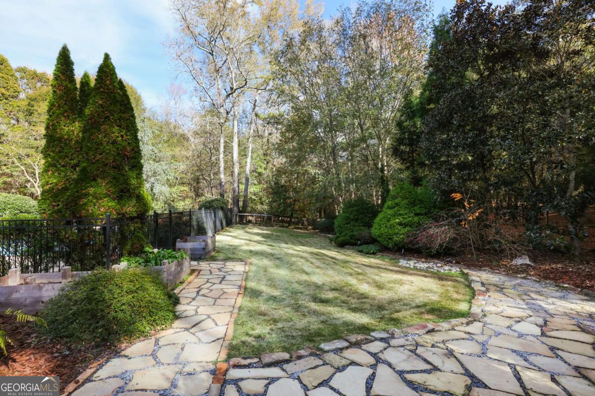 150 Walton Creek Road Athens, GA 30607 - Photo 62 of 72 a view of backyard with green space