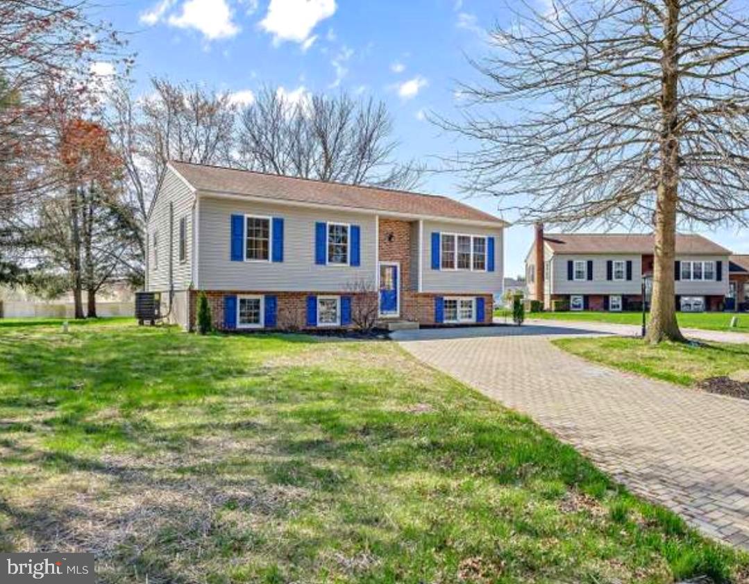 40 Sandy Court Hanover, PA 17331 - Photo 2 of 19 a view of a house with a yard and sitting area