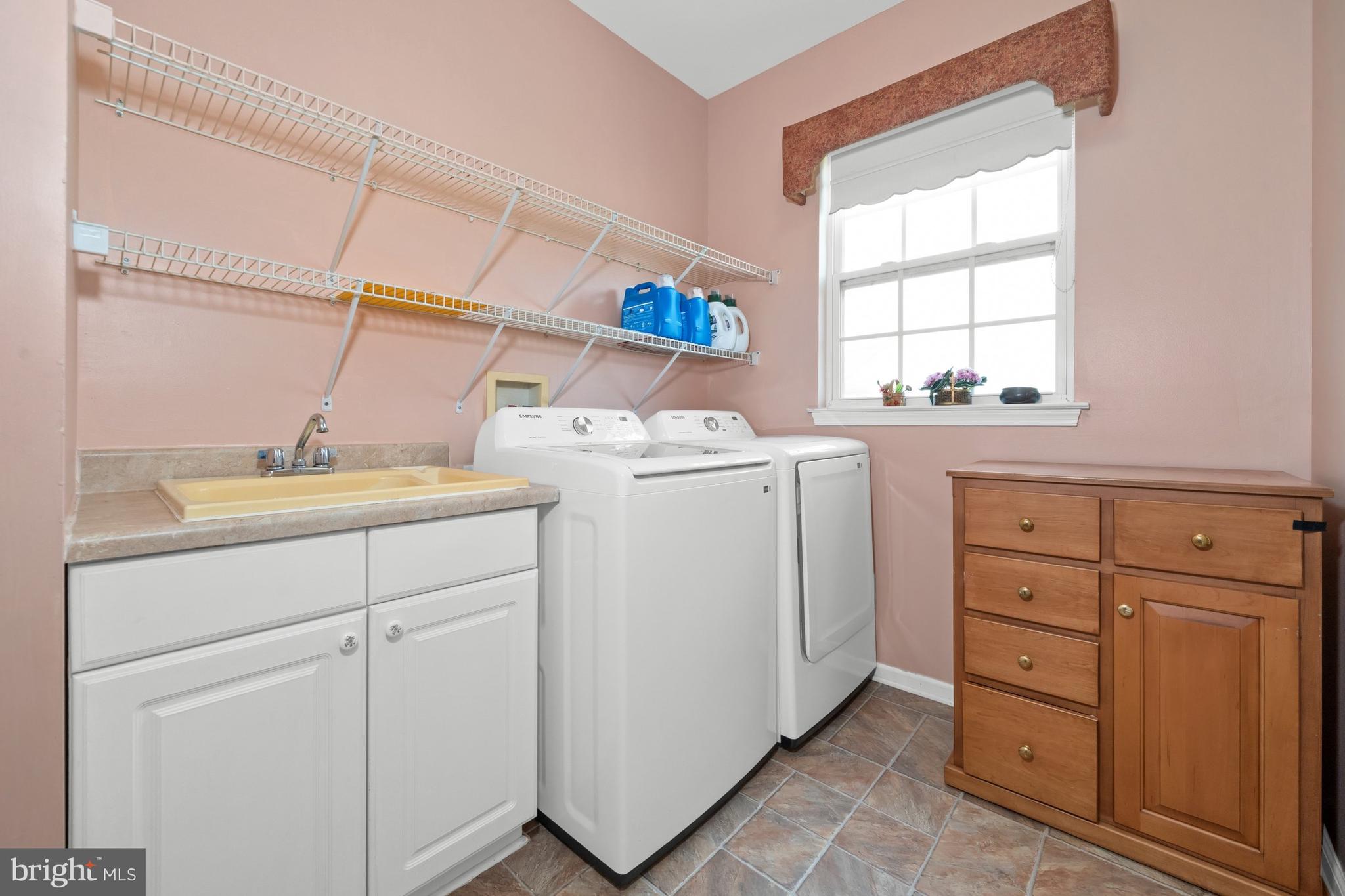 56 Springmill Drive Middletown, DE 19709 - Photo 12 of 21 Laundry room