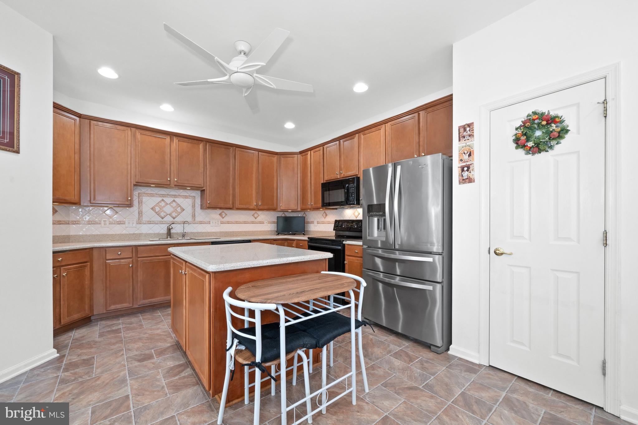 56 Springmill Drive Middletown, DE 19709 - Photo 3 of 21 Well-appointed kitchen!