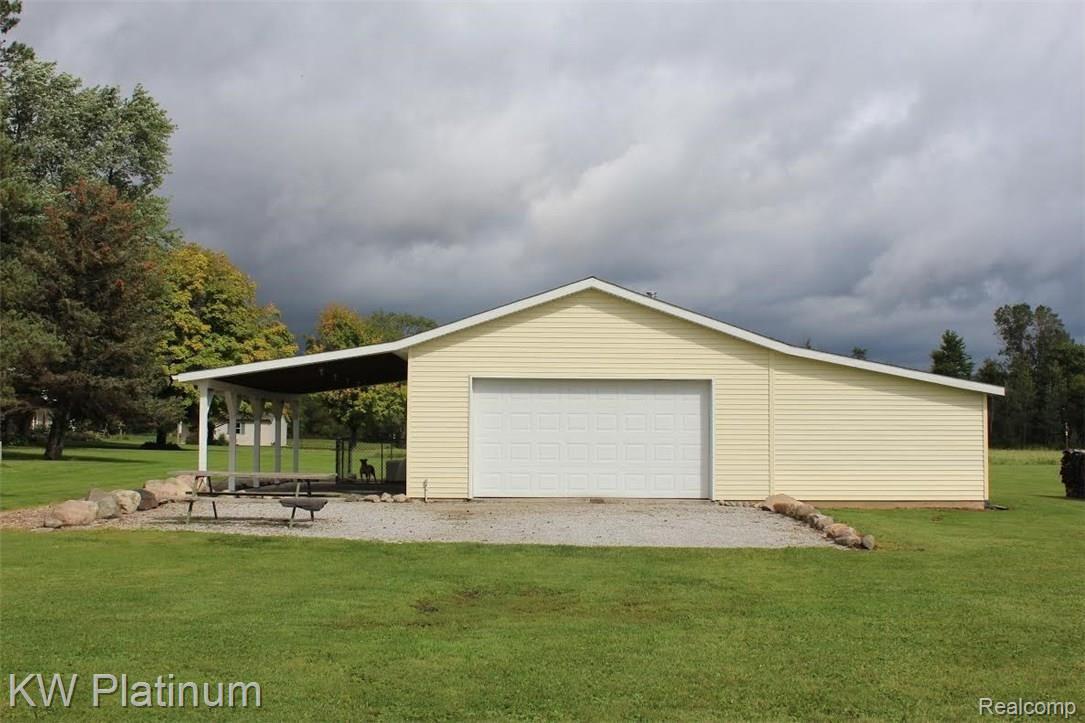 5138 North Road North Street, MI 48049 - Photo 6 of 30 6.jpg