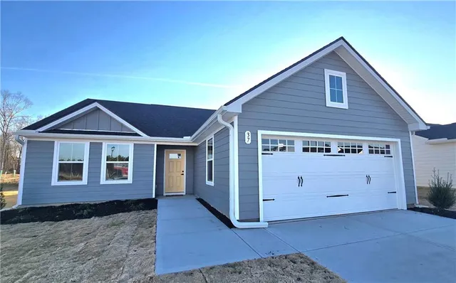 $298,650 | 37 Summer Clb Boulevard Northwest, Rome, GA 30165