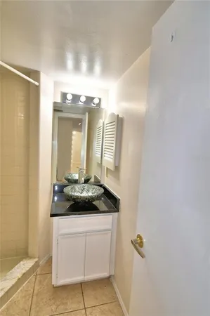 $2,400 | 11701 Minto Court, Orlando, FL 32837