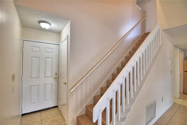 $2,400 | 11701 Minto Court, Orlando, FL 32837