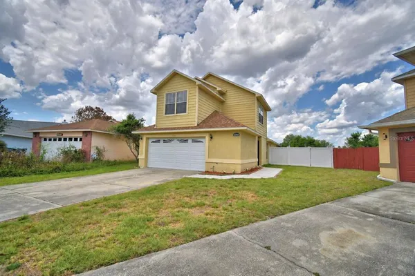 $2,400 | 11701 Minto Court, Orlando, FL 32837