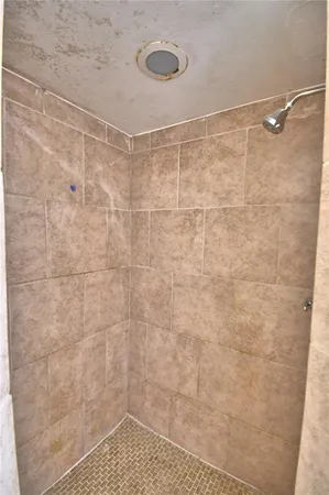 $2,400 | 11701 Minto Court, Orlando, FL 32837
