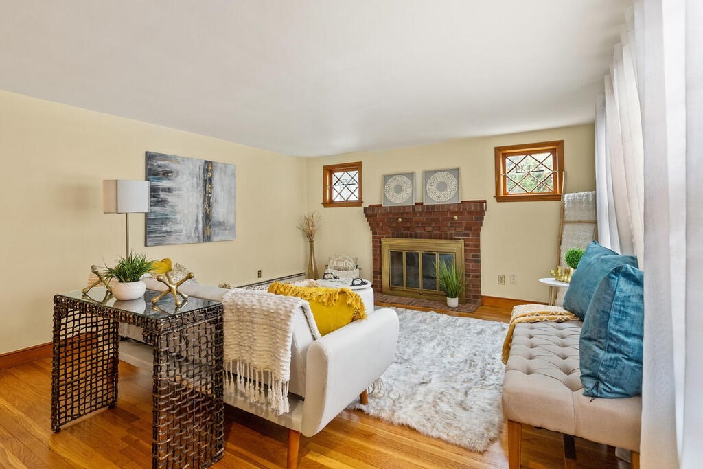 58 Murray Hill Road Malden, MA 02148 - Photo 6 of 29 Gallery Image 6