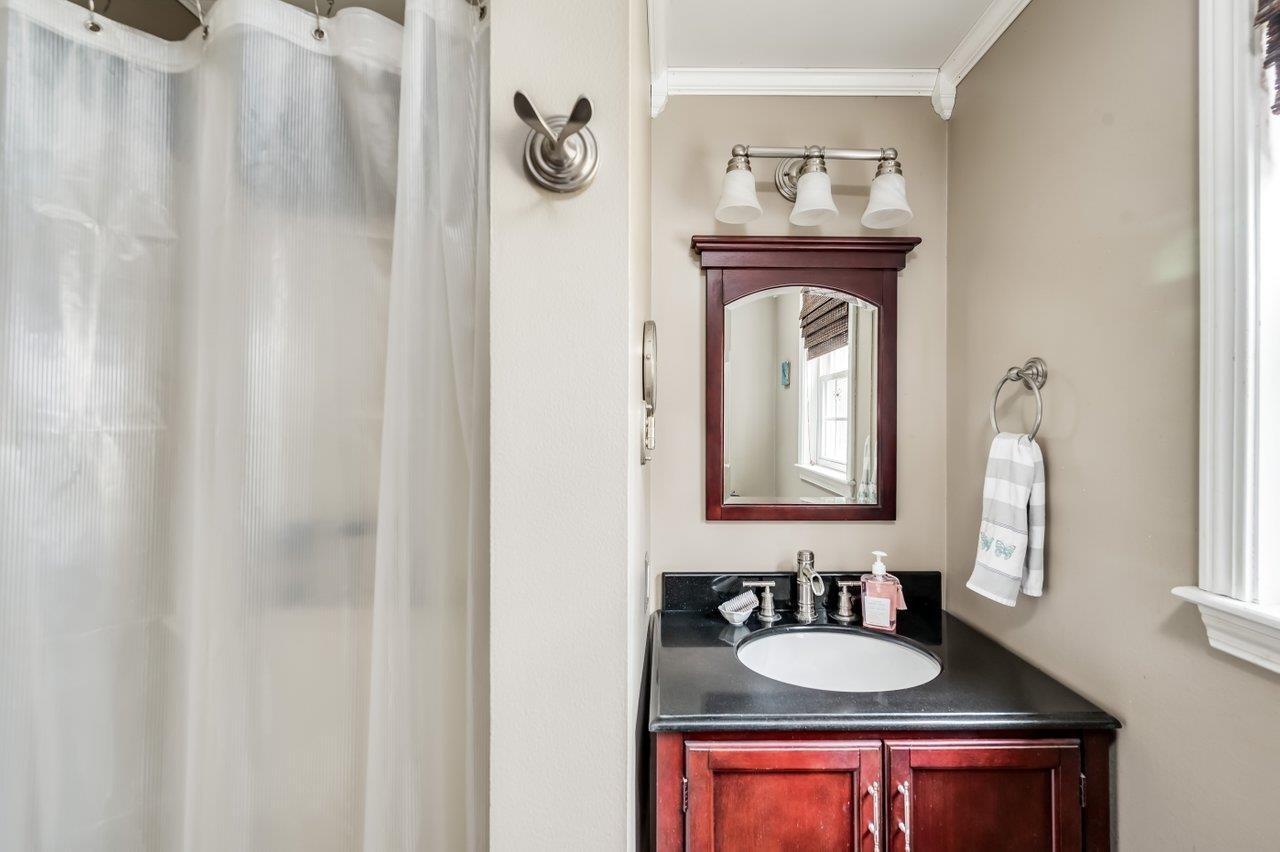 176 New Bridge Road Lebanon, ME 04027 - Photo 16 of 30 Gallery Image 16