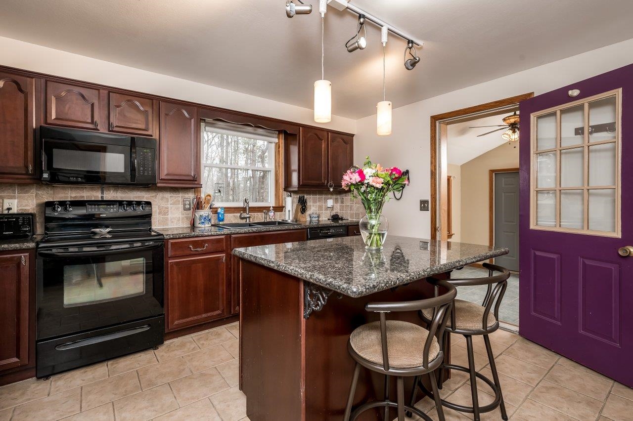 176 New Bridge Road Lebanon, ME 04027 - Photo 4 of 30 Gallery Image 4