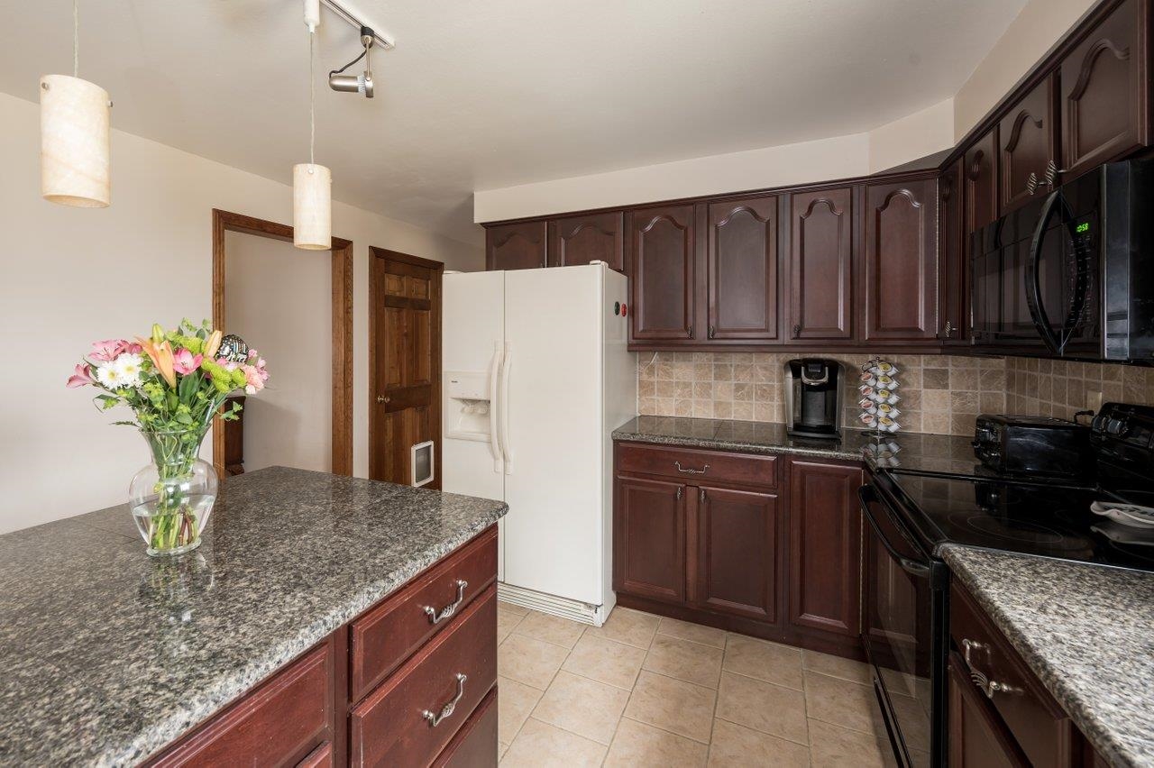 176 New Bridge Road Lebanon, ME 04027 - Photo 6 of 30 Gallery Image 6