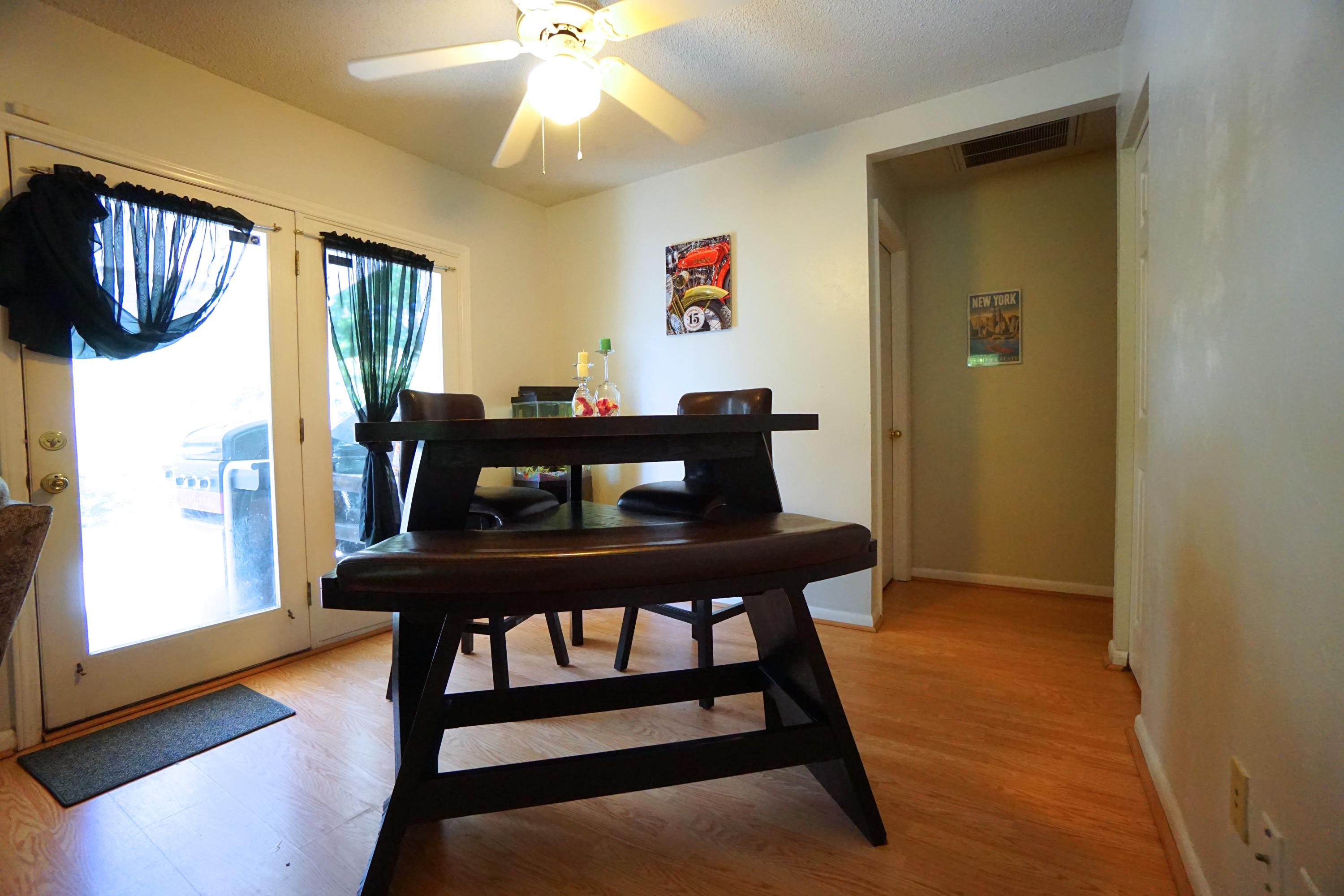 143 Manchester Road Summerville, SC 29486 - Photo 5 of 9 Dining Room