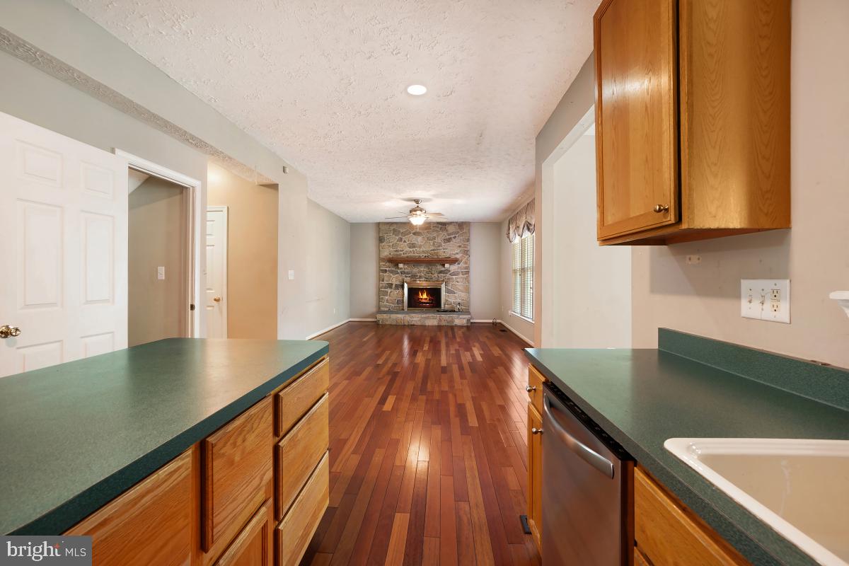 8114 Bell Tower Crossing Pasadena, MD 21122 - Photo 16 of 44 Kitchen