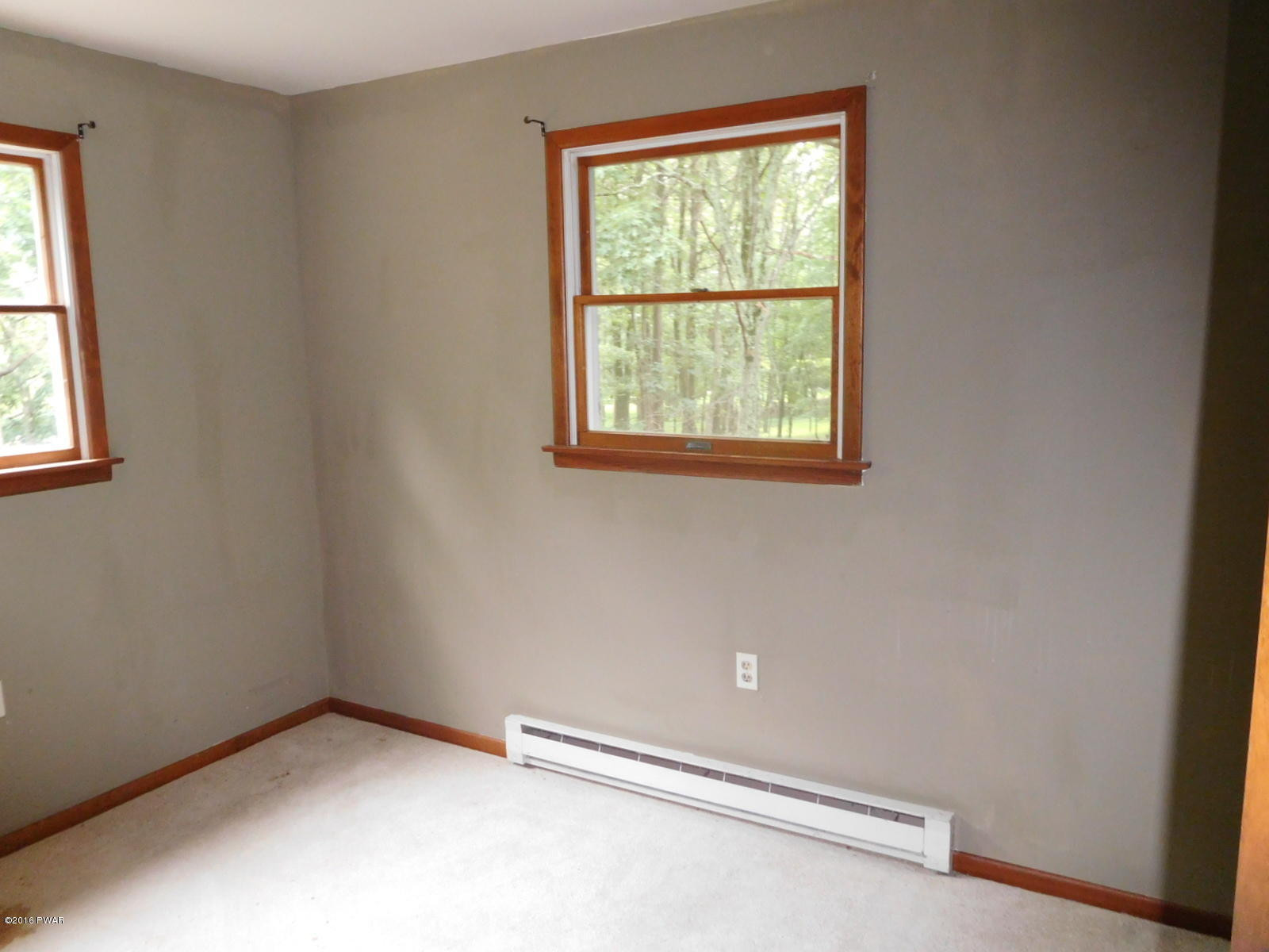 1425 Pine Ridge Bushkill, PA 18324 - Photo 12 of 25