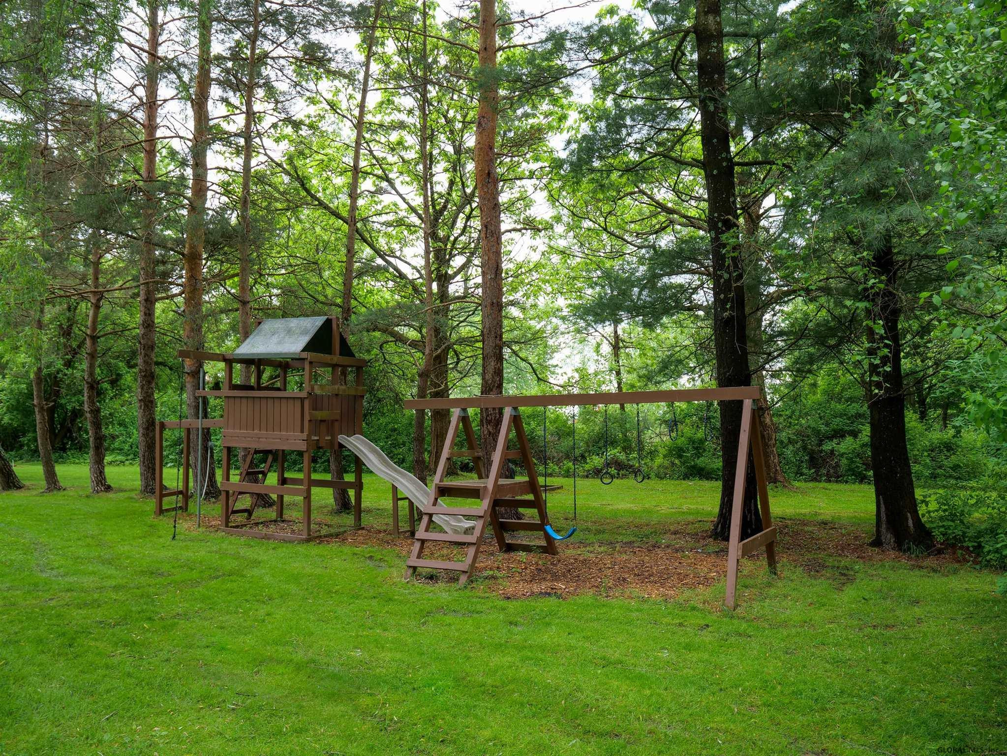 296 Miller Road Rexford, NY 12148 - Photo 19 of 29 Photo 19