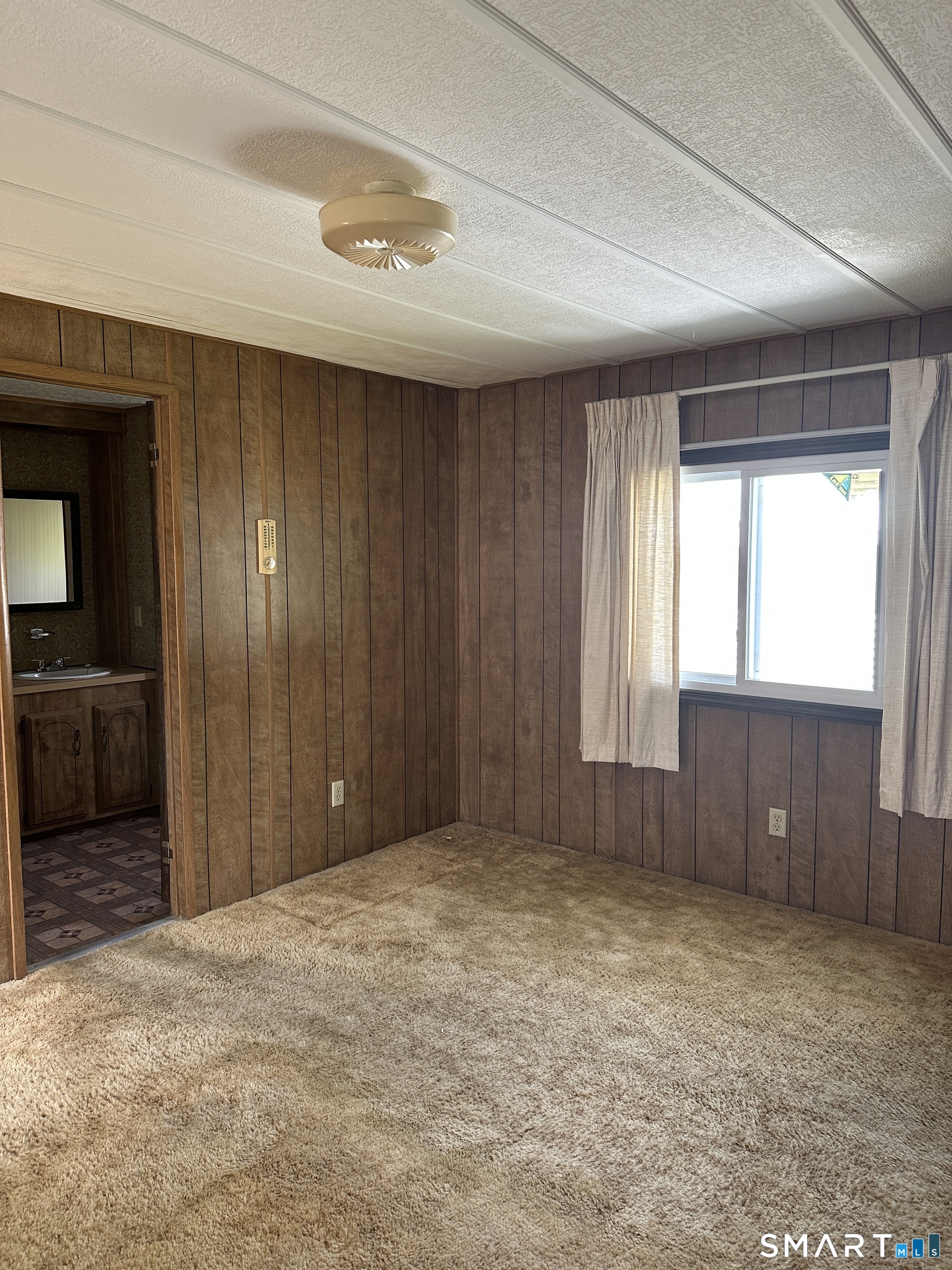 46 Edstrom Road Marlborough, CT 06447 - Photo 7 of 10 Gallery Image 7