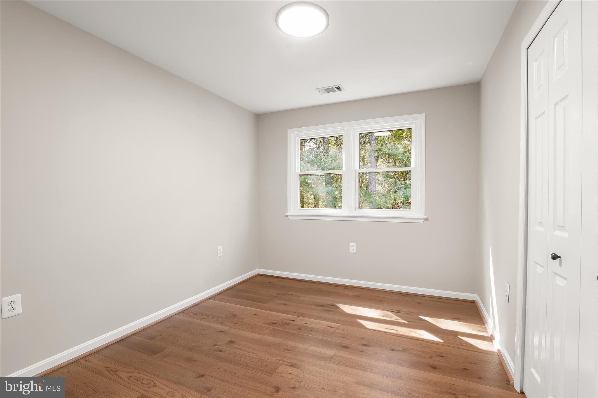 2616 Quebec School Road Middletown, MD 21769 - Photo 36 of 133 Bedroom 3 - Hardwood Floors