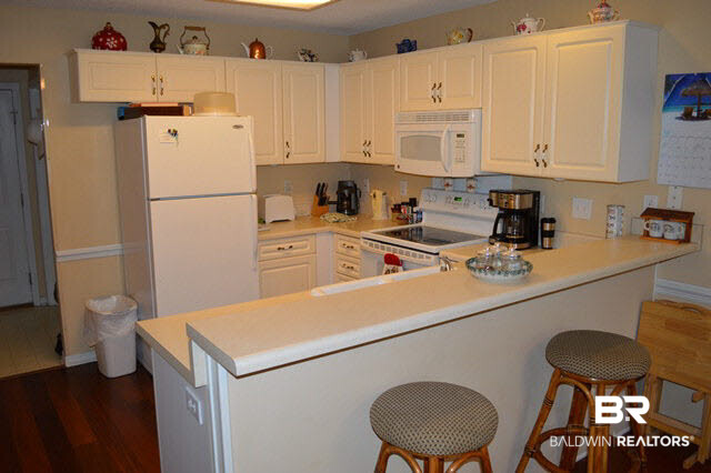 809 Orchard Lane Foley, AL 36535 - Photo 7 of 23 Kitchen