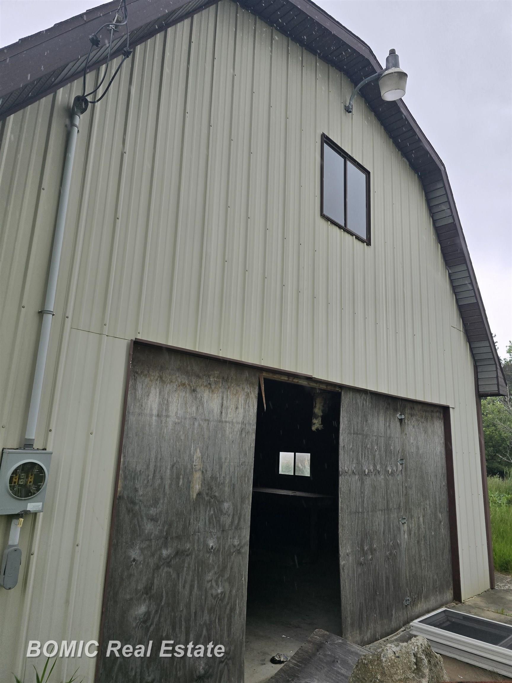 7458 Morrish Road Swartz Creek, MI 48473 - Photo 9 of 10 50177999-5ab17ed6-bafc-40b4-a33e-180c797810e2.JPG