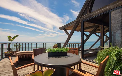 $10,450,000 | 26902 Malibu Cove Colony Drive, Malibu, CA 90265
