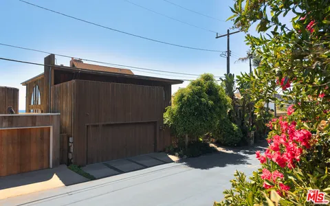 $10,450,000 | 26902 Malibu Cove Colony Drive, Malibu, CA 90265