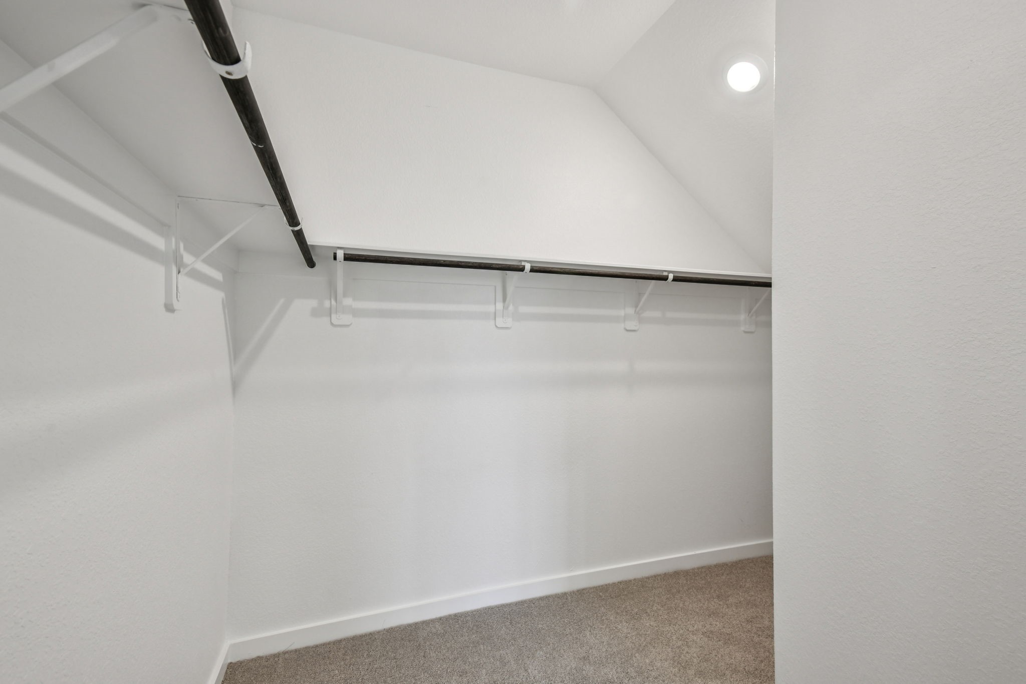 6631 Castella Drive Rosharon, TX 77583 - Photo 26 of 47 a view of small space