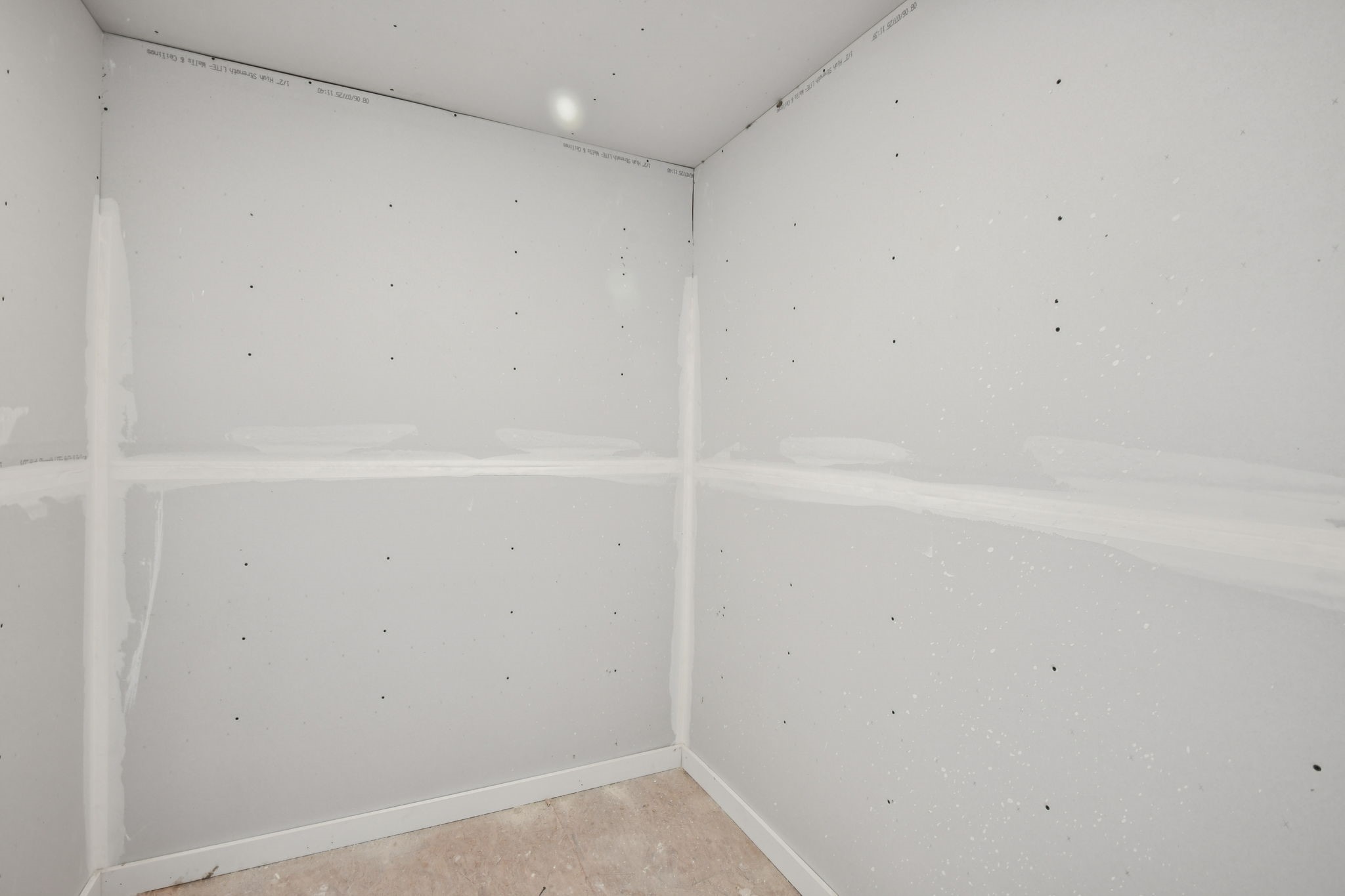 6631 Castella Drive Rosharon, TX 77583 - Photo 27 of 47 a view of small space