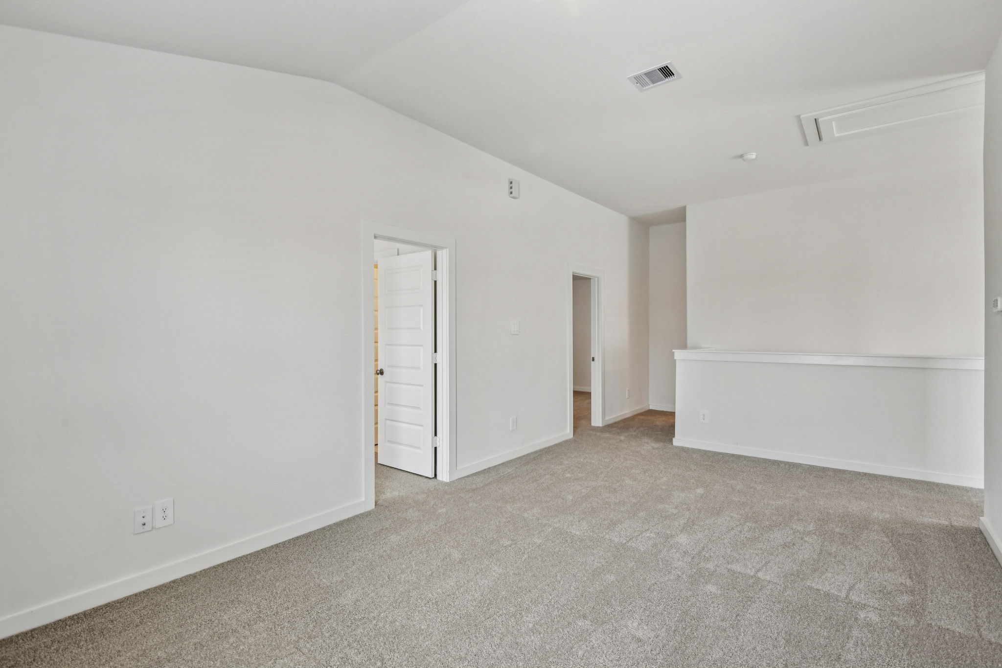 6631 Castella Drive Rosharon, TX 77583 - Photo 33 of 47 a view of an empty room