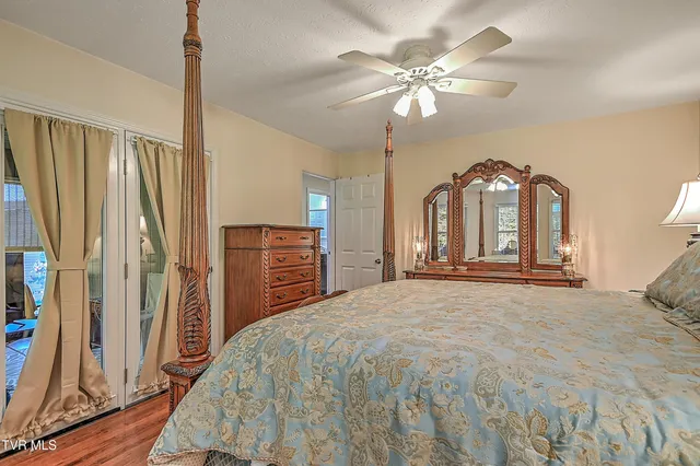 $599,999 | 118 Orchard Meadows Lane, Roan Mountain, TN 37687