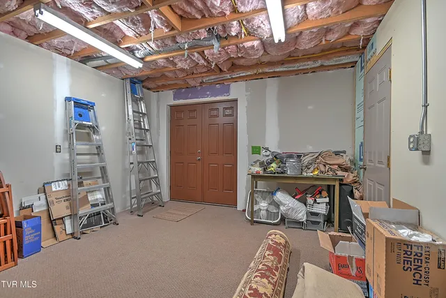 $599,999 | 118 Orchard Meadows Lane, Roan Mountain, TN 37687