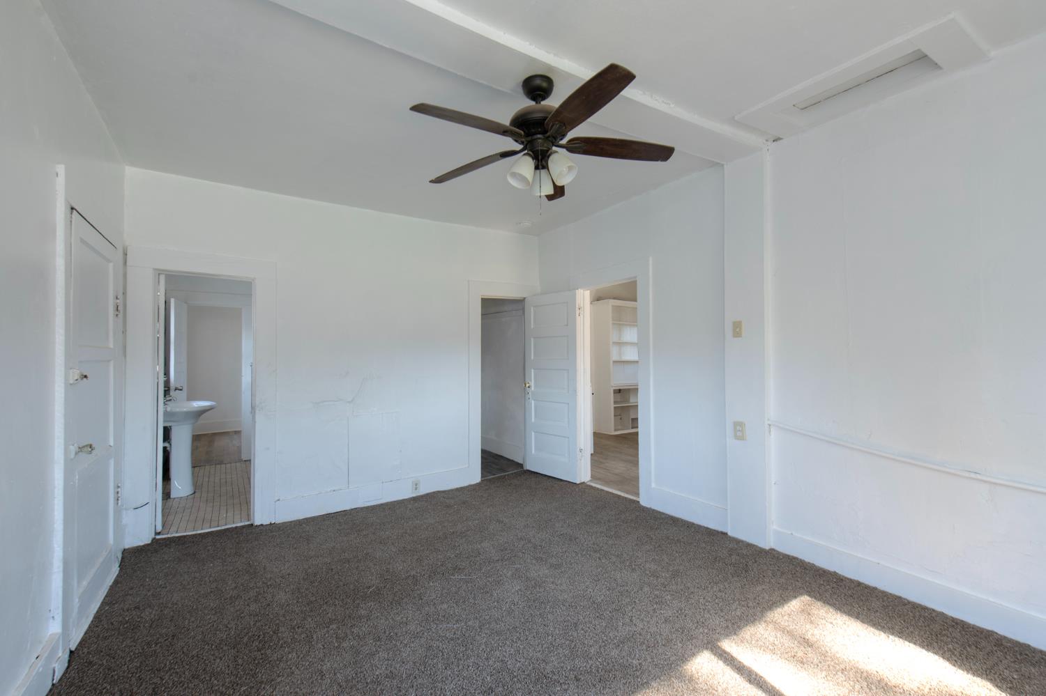 1107 O Street Sanger, CA 93657 - Photo 6 of 15