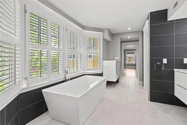 $1,595,000 | 4525 Kenwood Avenue, Kansas City, MO 64110