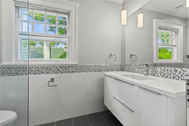 $1,595,000 | 4525 Kenwood Avenue, Kansas City, MO 64110