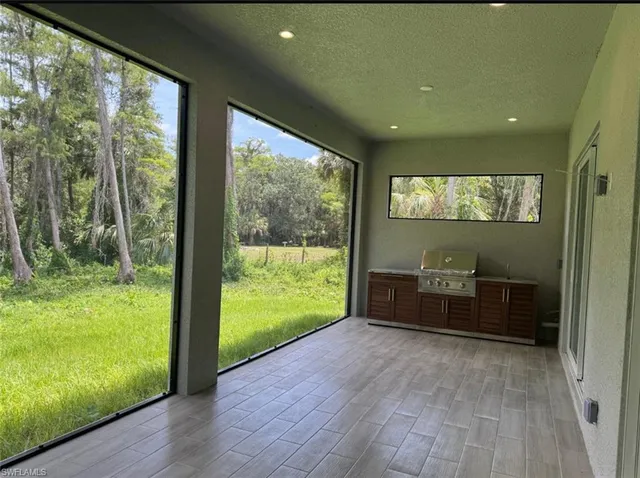 a view of empty room