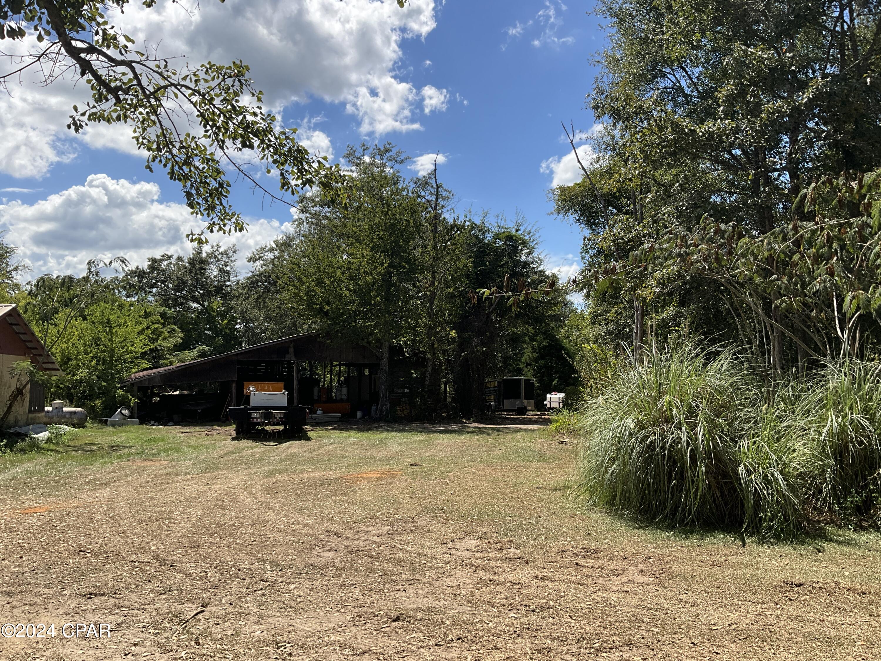 2366 Dilmore Road Cottondale, FL 32431 - Photo 17 of 25