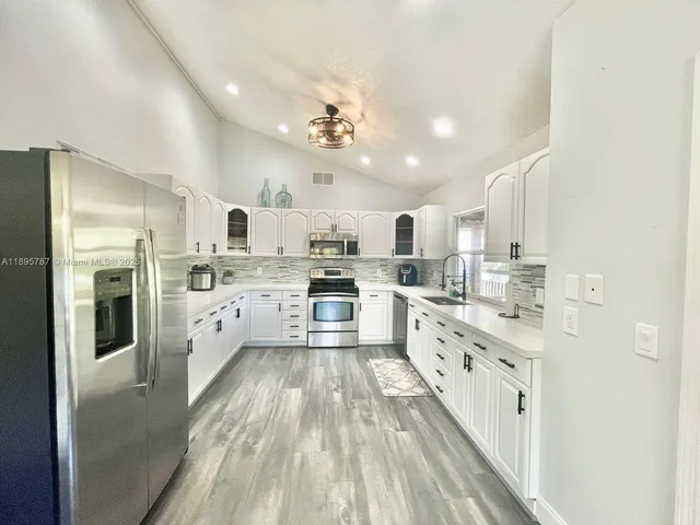 $4,500 | 4700 Regina Drive, Fort Pierce, FL 34982